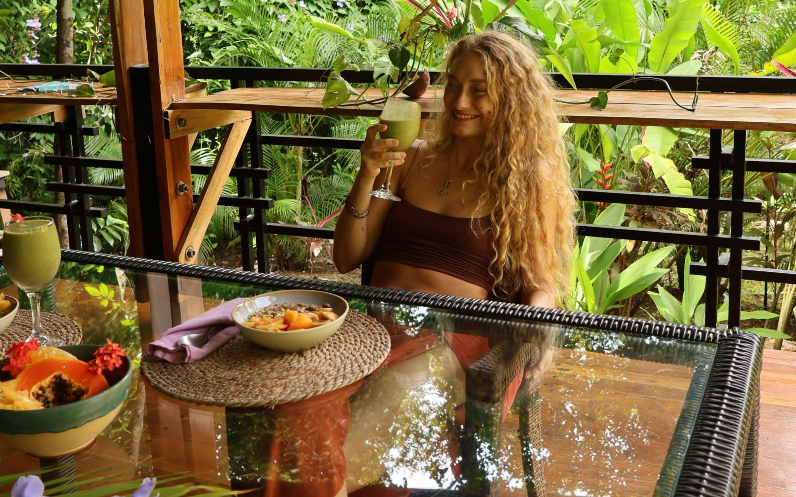 Costa Rica retreat center - The Sanctuary dining tables